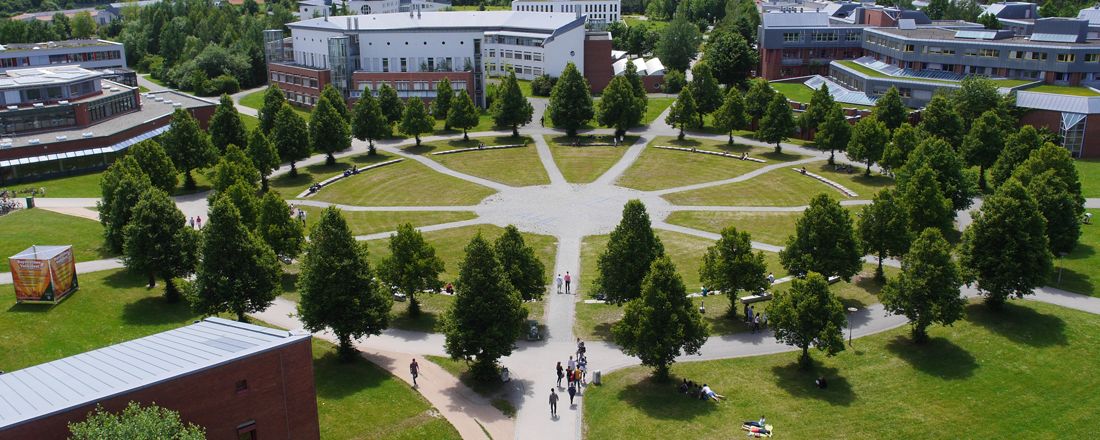 Campus der Universität Bayreuth aus der Vogelperspektive.